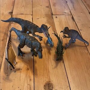 Dinosaur Figurines
